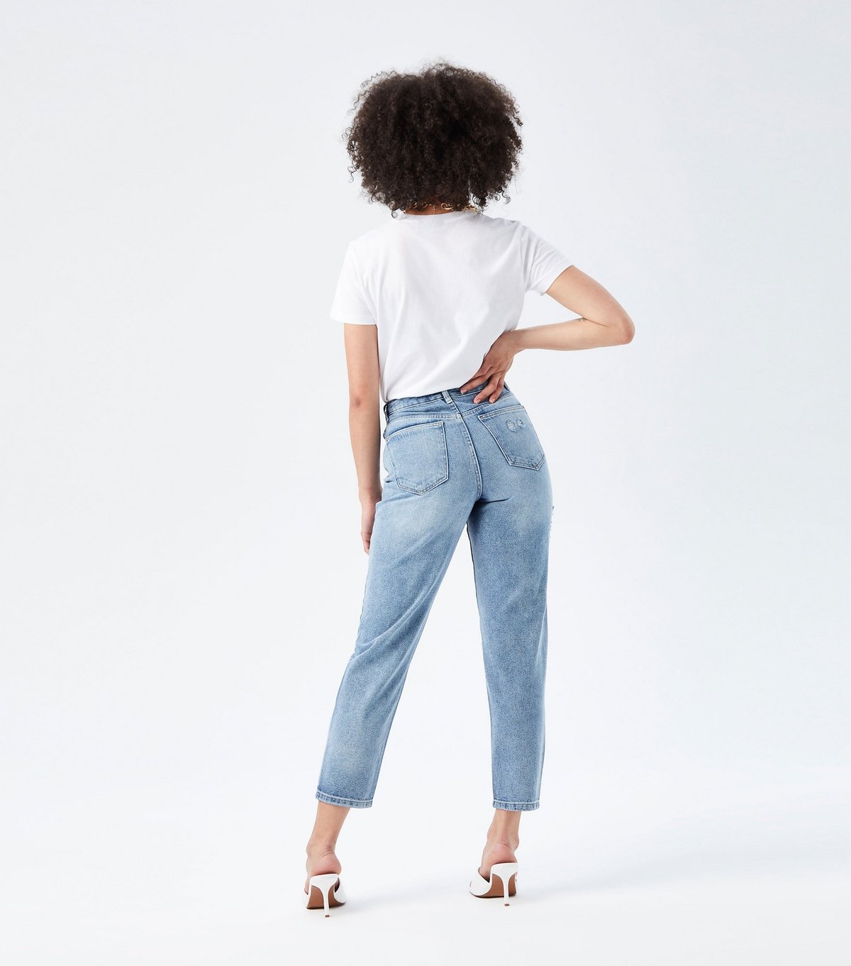 Urban Bliss Women's Blue Ripped Mom Jeans Urban Bliss New Look - 4