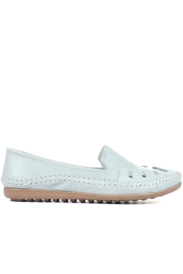 Pavers Pavers Women's Leather Slip-On Pumps in Pale Blue - 2