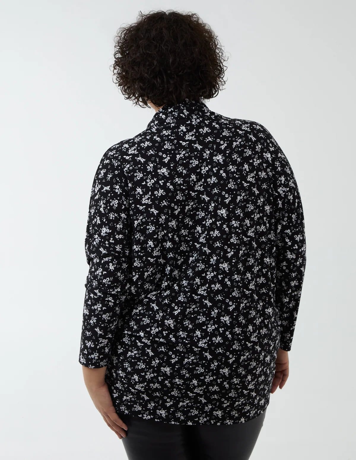 Blue Vanilla Curve Draped Dip Hem Top - 4