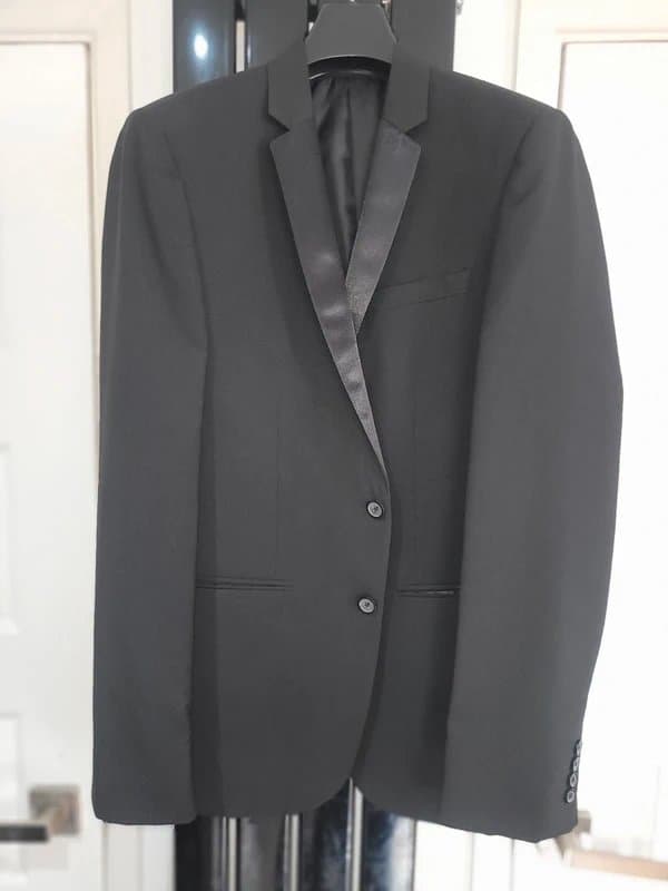 ASOS ASOS, Black Skinny Fit - Evening Suit Jacket UK 40"L