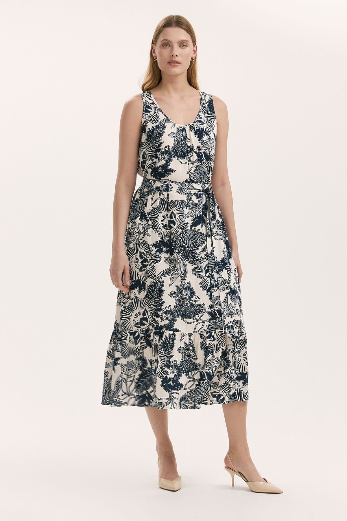 Finery London Finery London Women's Marta Linen Blend Midi Dress in Mid Navy