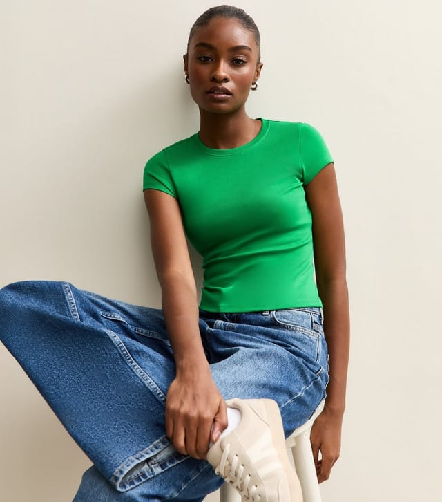 New Look Women's Dark Green Short Sleeve Baby Tee New Look - 2