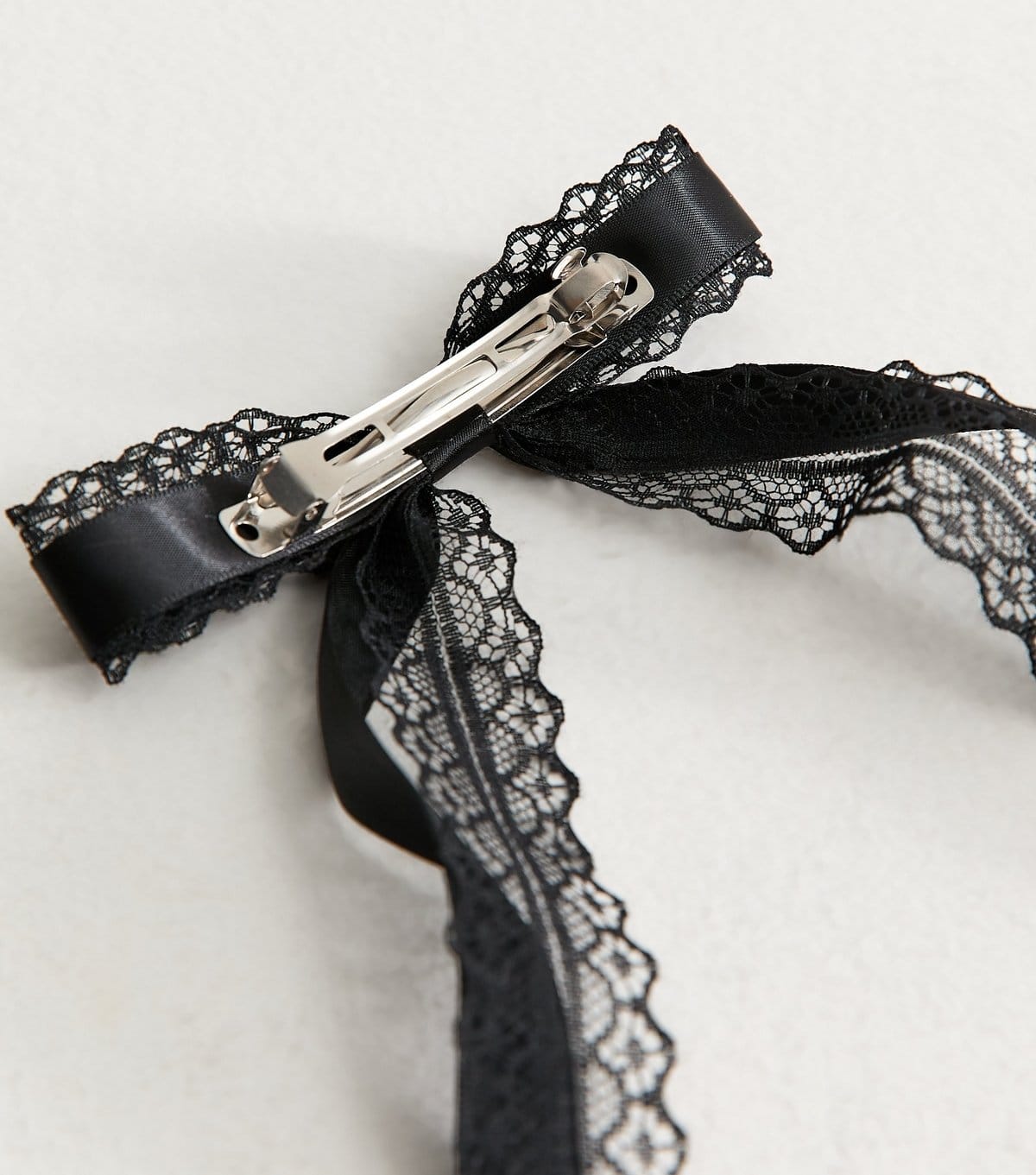 New Look Black Satin Lace Bow Hair Clip New Look - 4