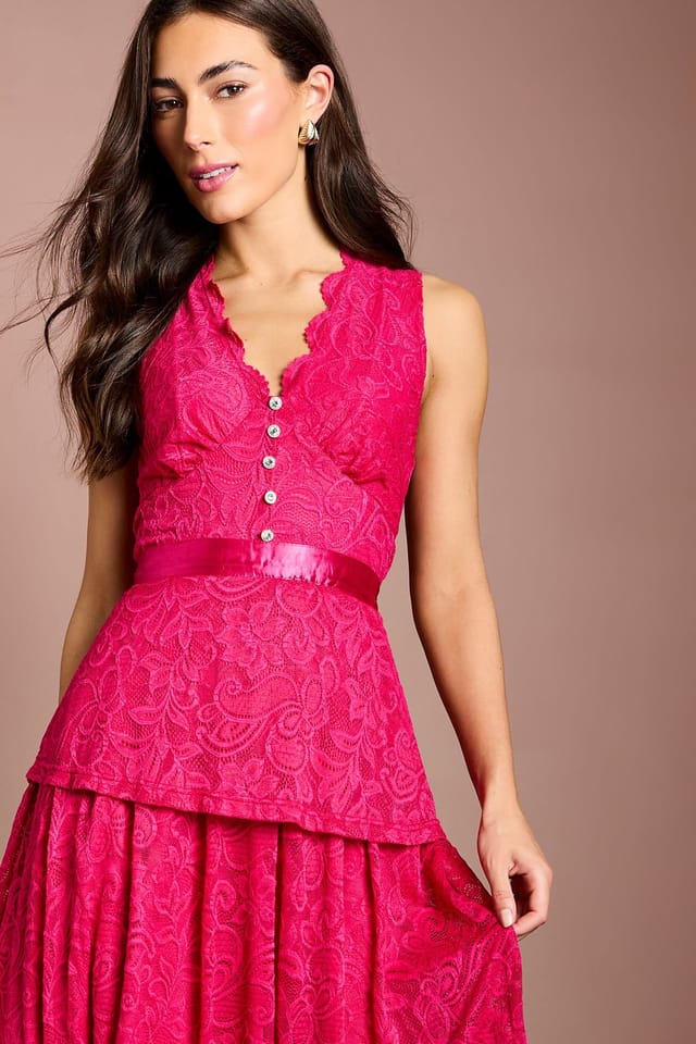 Coast Coast Women's Peplum Detail Lace Dress in Pink - 2