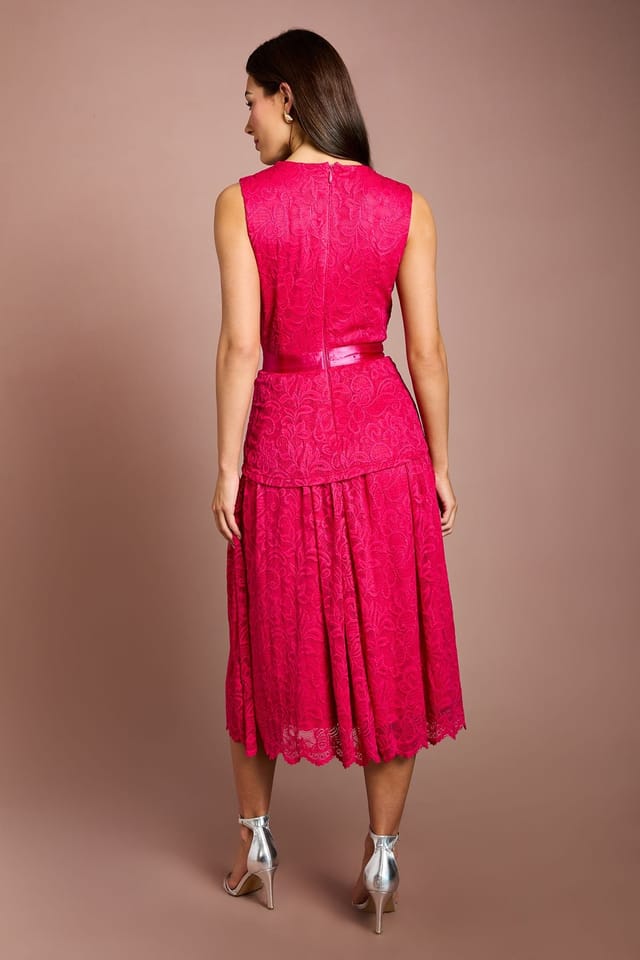 Coast Coast Women's Peplum Detail Lace Dress in Pink - 3