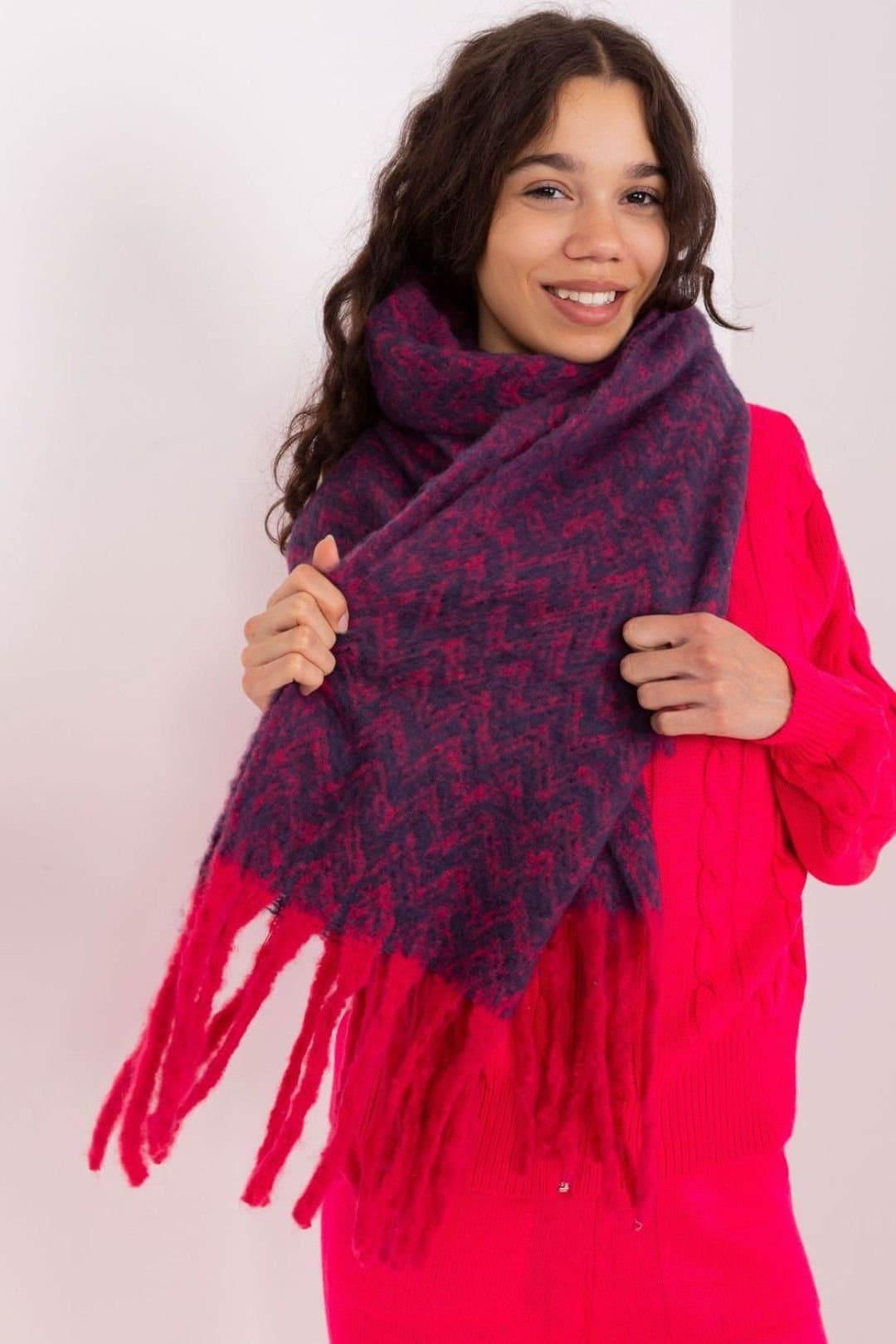 Love Lace Love Lace Women's Long Geometric Pattern Fringed Polyester Scarf for Autumn Winter in Blue
