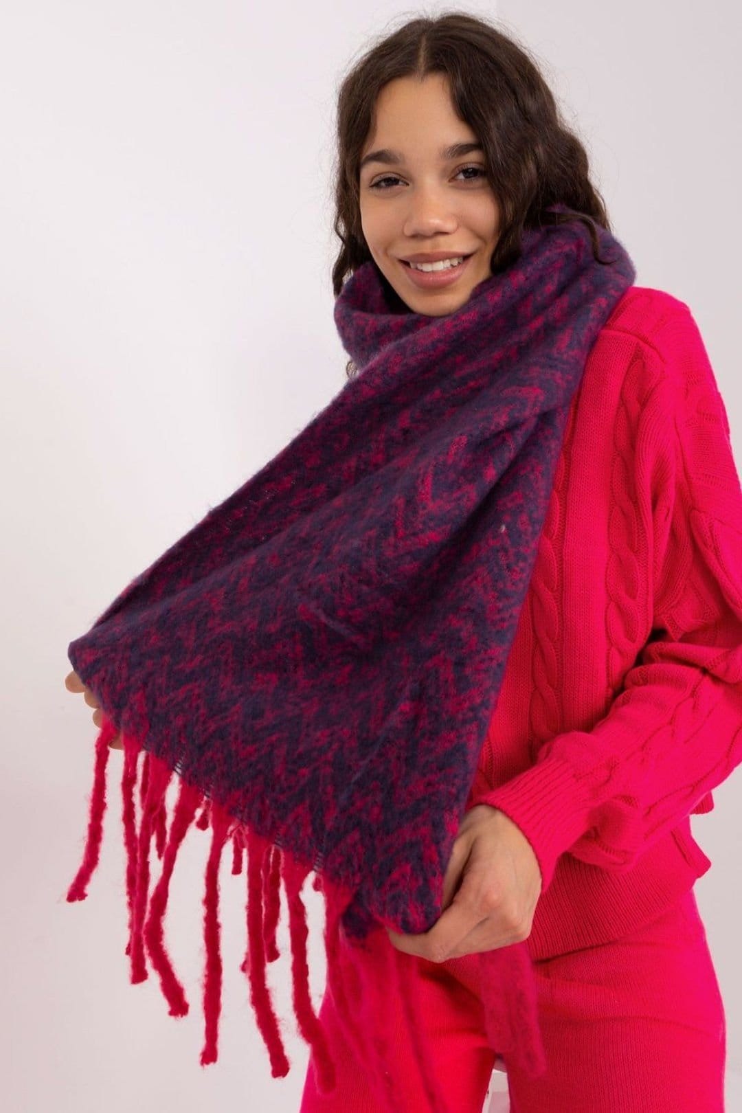 Love Lace Love Lace Women's Long Geometric Pattern Fringed Polyester Scarf for Autumn Winter in Blue - 4