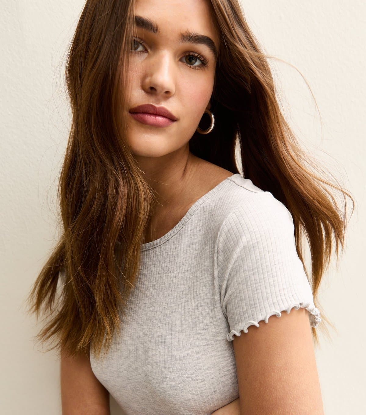 New Look Women's Grey Ribbed Jersey Frilly Trim Short Sleeve Top New Look