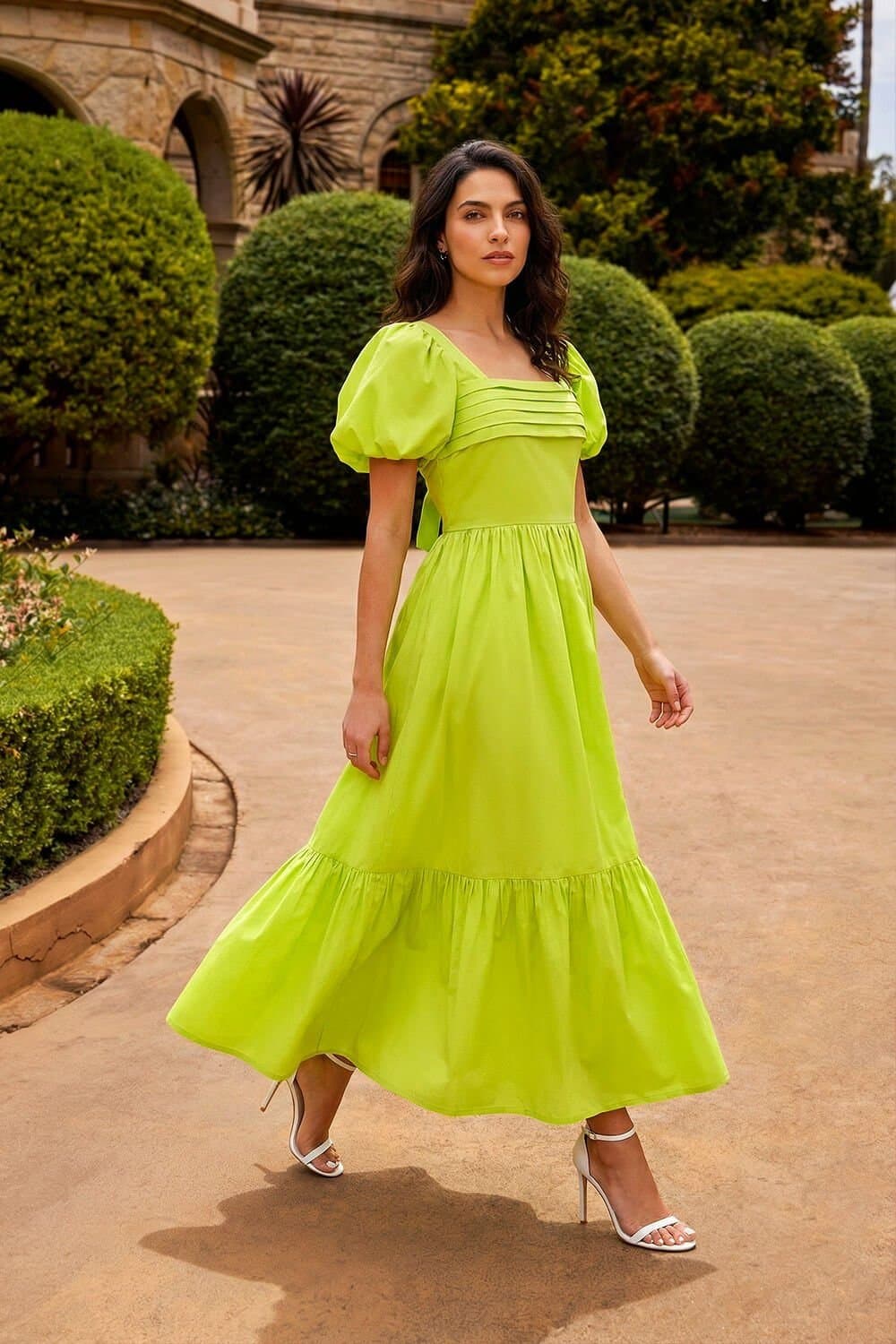 Dusk Dusk Women's Pleated Puff Midi Dress in Lime