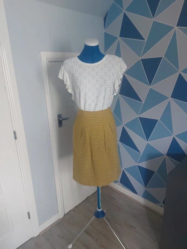 White Stuff Size 10 - White Stuff - Summer Skirt - Chartreuse Mustard Navy White