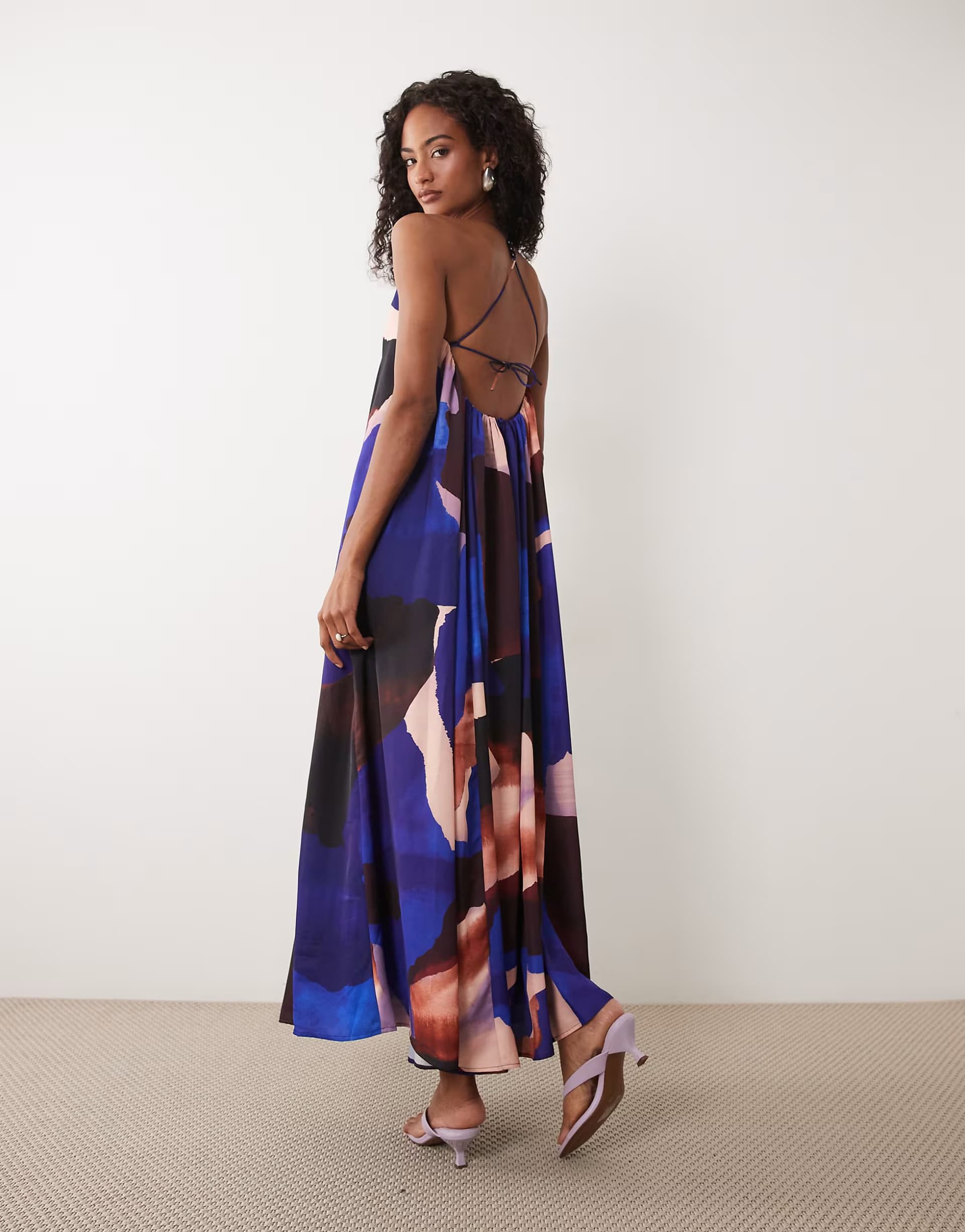 ASOS ASOS DESIGN trapeze scoop neck full hem maxi dress with bead detail back in blue abstract print
