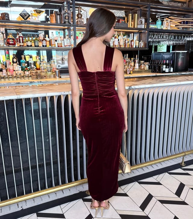 AX Paris Women's Dark Red Velvet Knot Midi Dress AX Paris New Look - 3