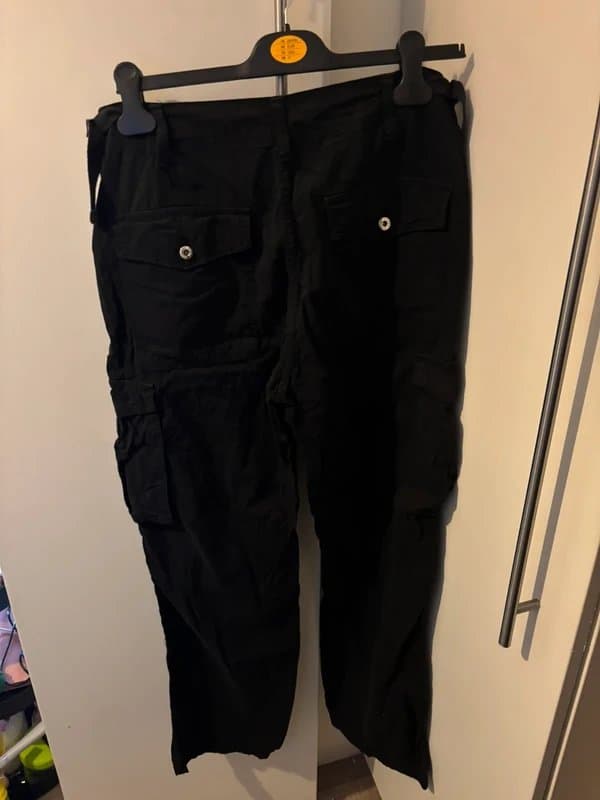 Bershka Wide leg cargo pants