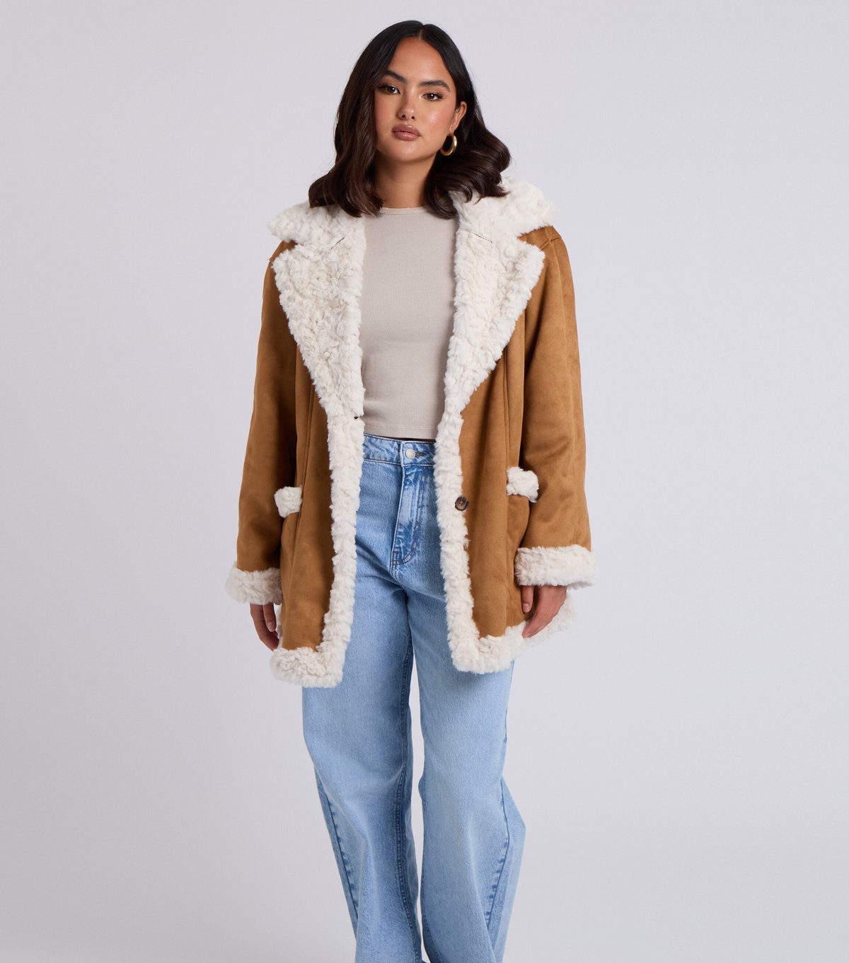 Urban Bliss Women's Tan Faux Fur Trimmed Faux Suede Jacket Urban Bliss New Look - 2