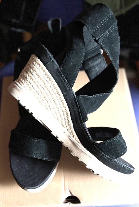 UGG UGG Black Suede Sandals Size 7 (40)