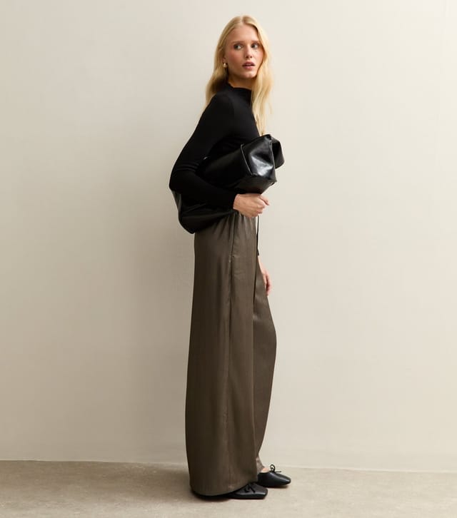 New Look Women's Silver Shimmer Textured Wide Leg Trousers New Look - 3