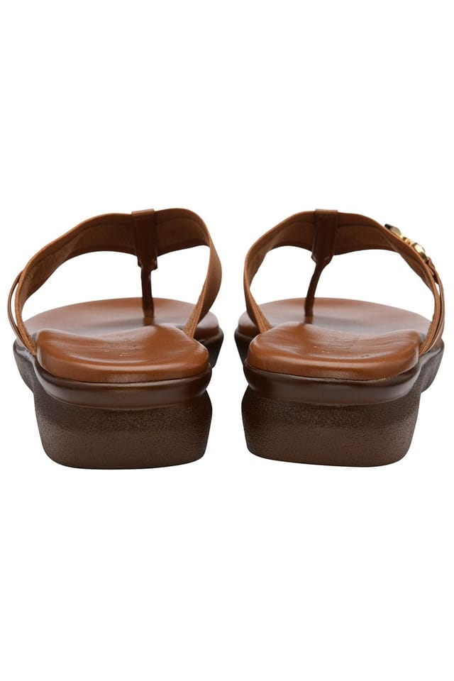 Lotus Lotus Women's 'Villana' Toe-Post Sandals in Tan - 3