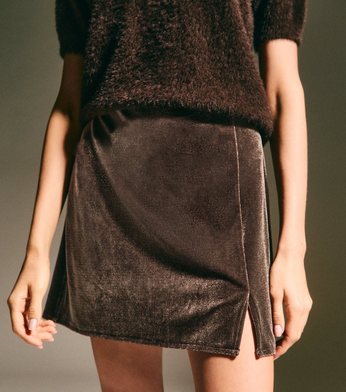 New Look Women's Brown Velvet Split Hem Mini Skirt New Look - 3