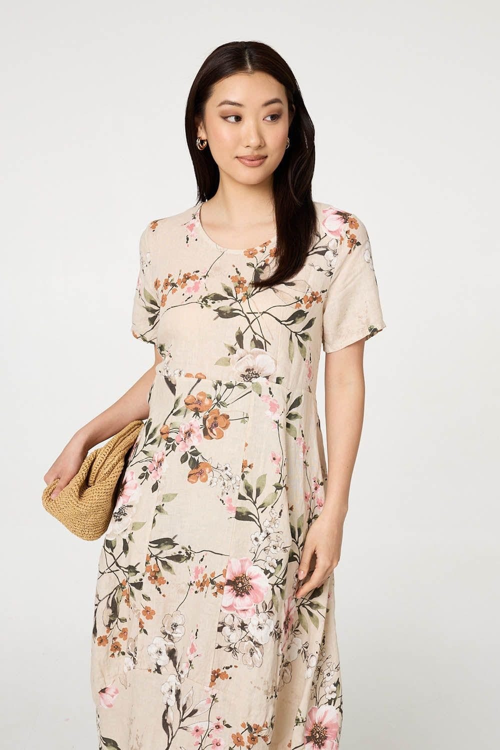 Izabel London Izabel London Women's Floral Short Sleeve Oversized Midi Dress in Beige - 4