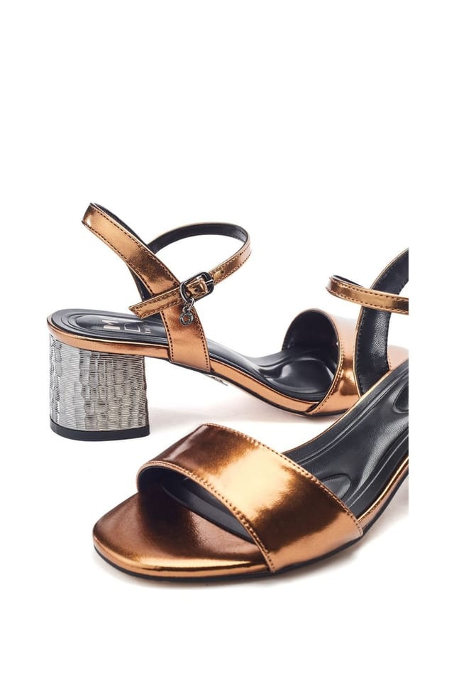 Moda In Pelle Moda In Pelle Women's 'Nareena' Porvair Heeled Sandals in Bronze - 3