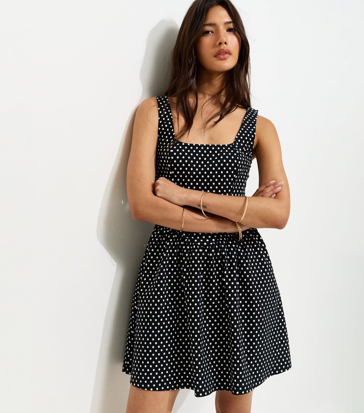 New Look Women's Black Polka Dot V-Shaped Waist Mini Dress New Look