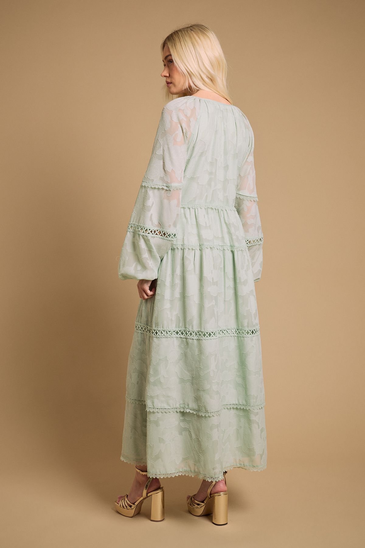 Oasis Oasis Women's Lace Detail Smock Maxi Dress in Green - 3