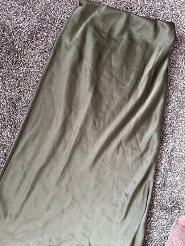 New Look Silk skirt
