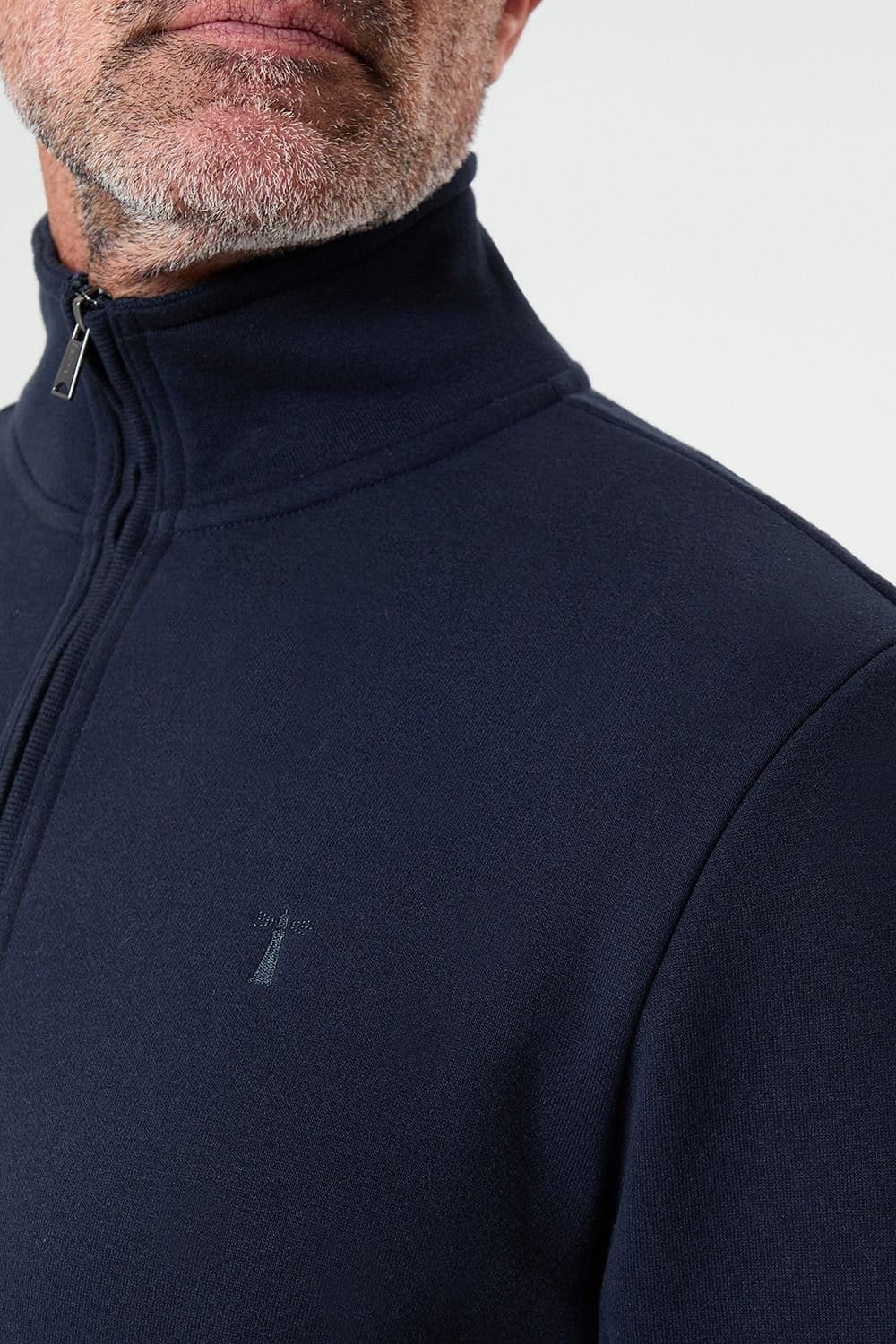 Saltwell Saltwell Men's Quarter Zip Sweatshirt in Navy - 4