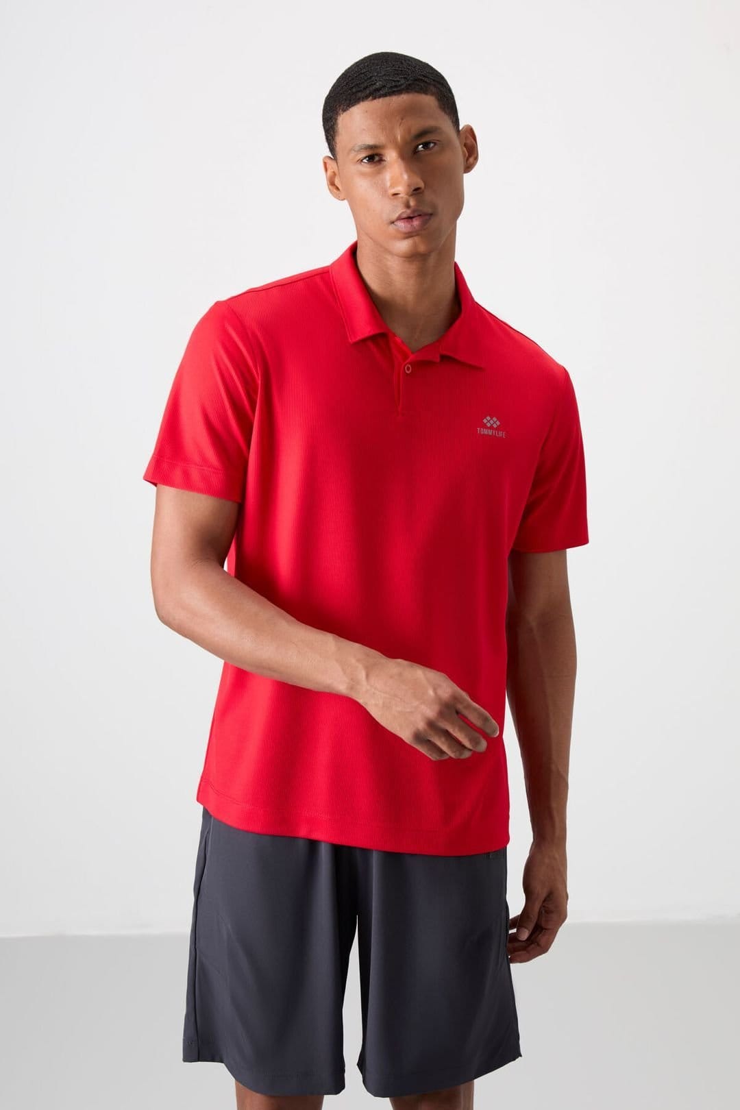 Tommy Life Tommy Life Men's Polo Collar Short-Sleeve T-Shirt in Red - 4