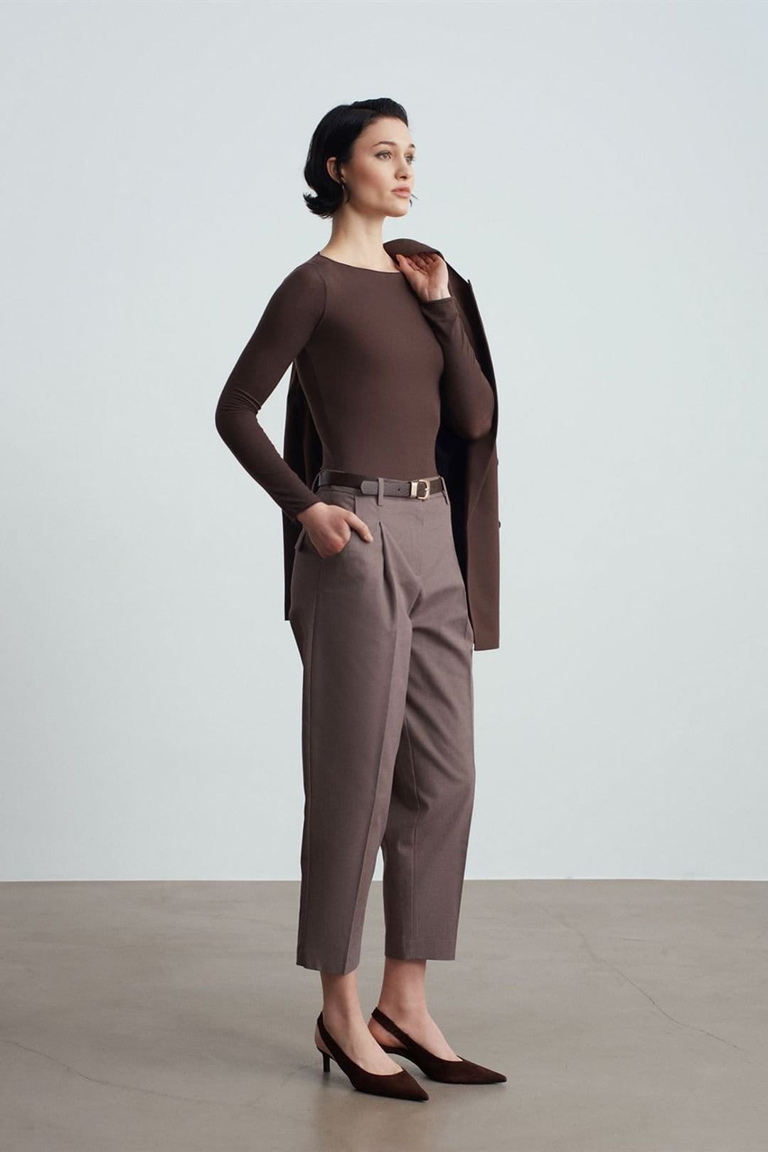Dilvin Dilvin Women's Belted Straight-Leg Trousers in Charcoal - 4