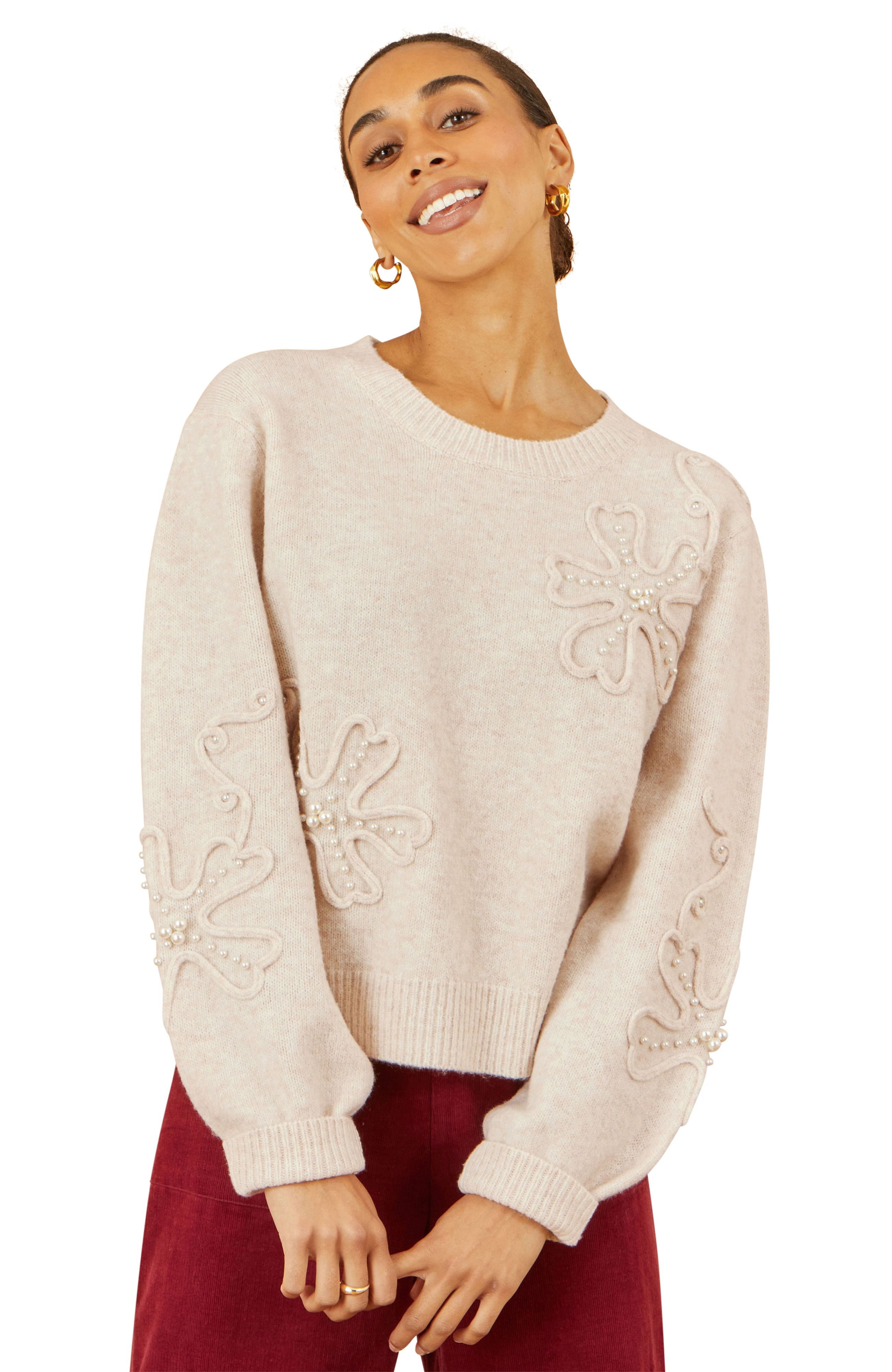 Yumi Yumi Women's Oatmeal Knitted Jumper With Floral Applique in Beige - 2