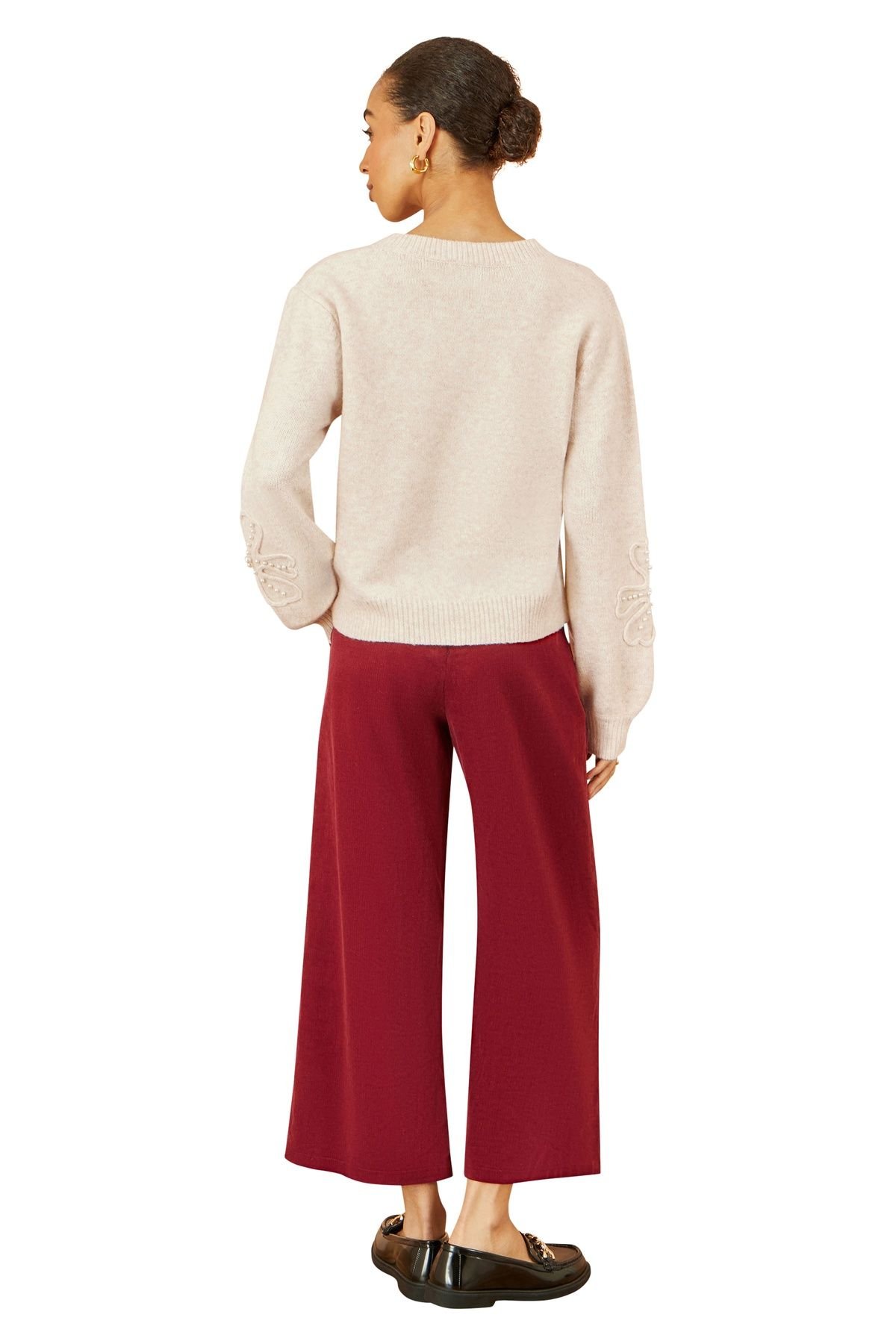 Yumi Yumi Women's Oatmeal Knitted Jumper With Floral Applique in Beige - 3