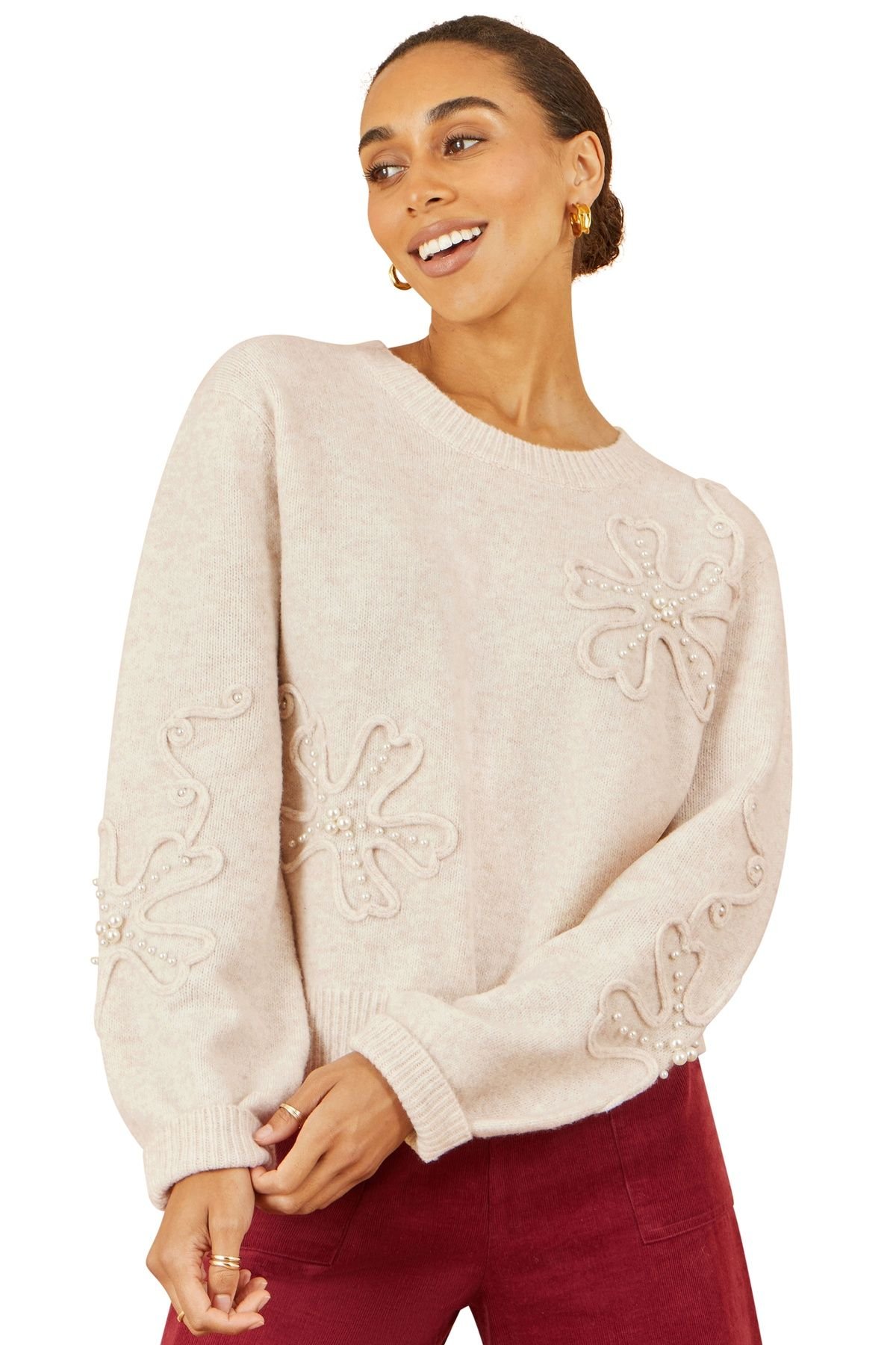 Yumi Yumi Women's Oatmeal Knitted Jumper With Floral Applique in Beige - 4