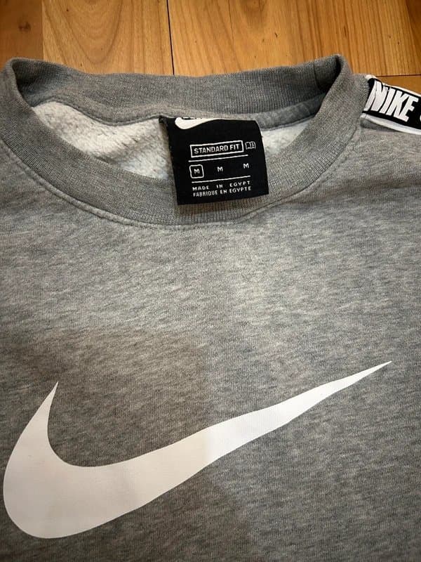 Nike Grey Swoosh Tape Logo Sweatshirt – Size M – Fleece Lined – Great Condition