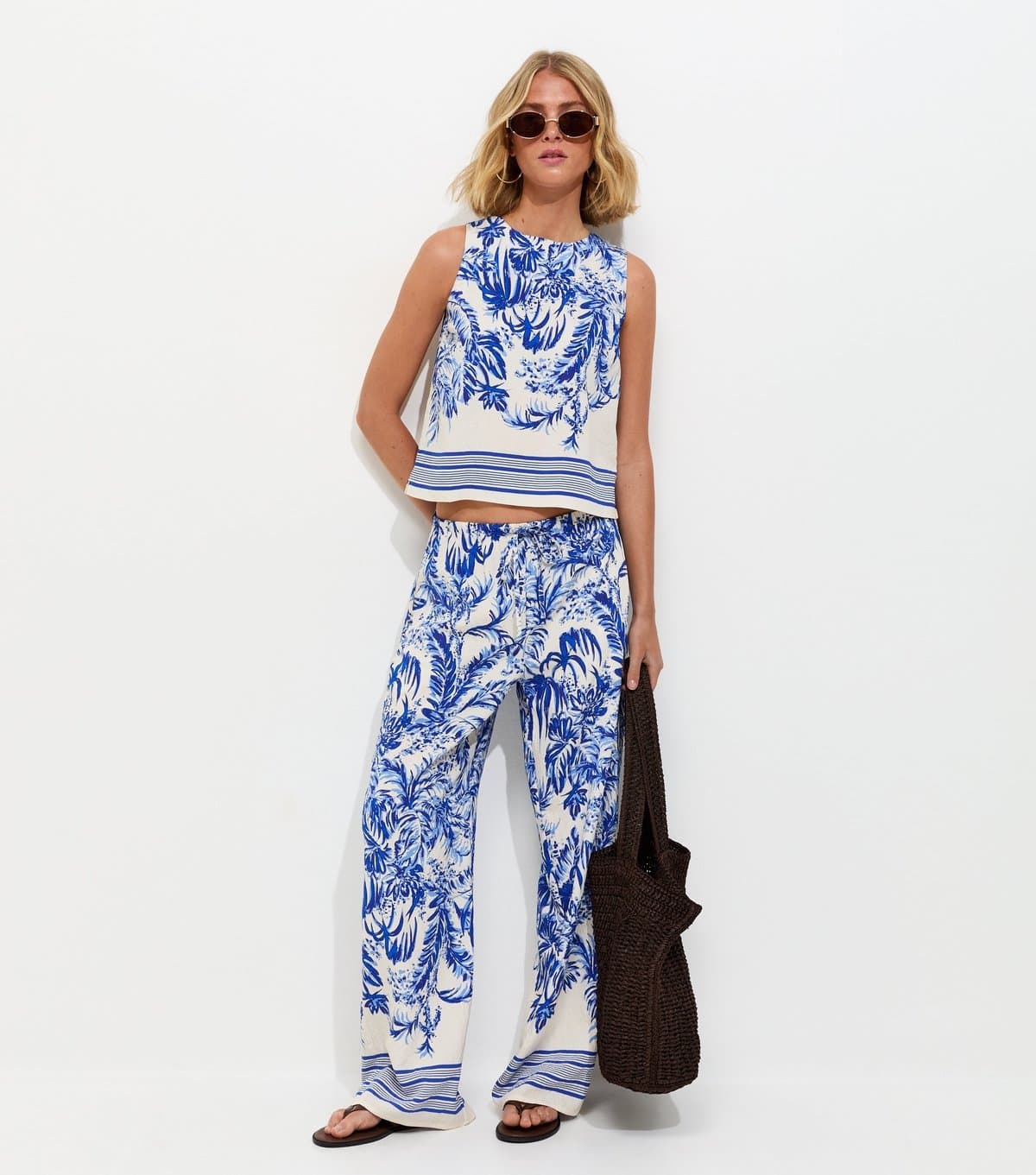 New Look Women's Blue Palm Tree Print Wide Leg Trousers New Look