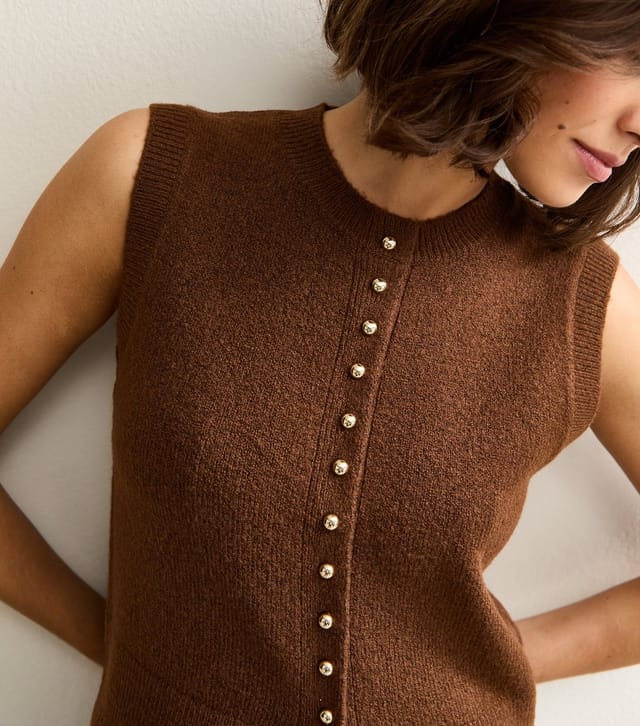 New Look Women's Dark Brown Crew Neck Contrast Button Knit Waistcoat New Look - 2