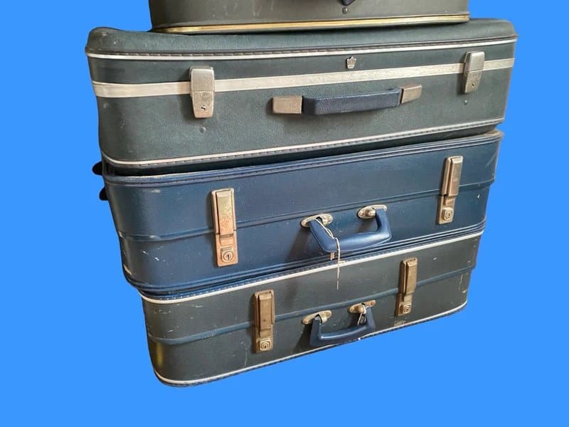 Vintage Large vintage suitcases for £22 each