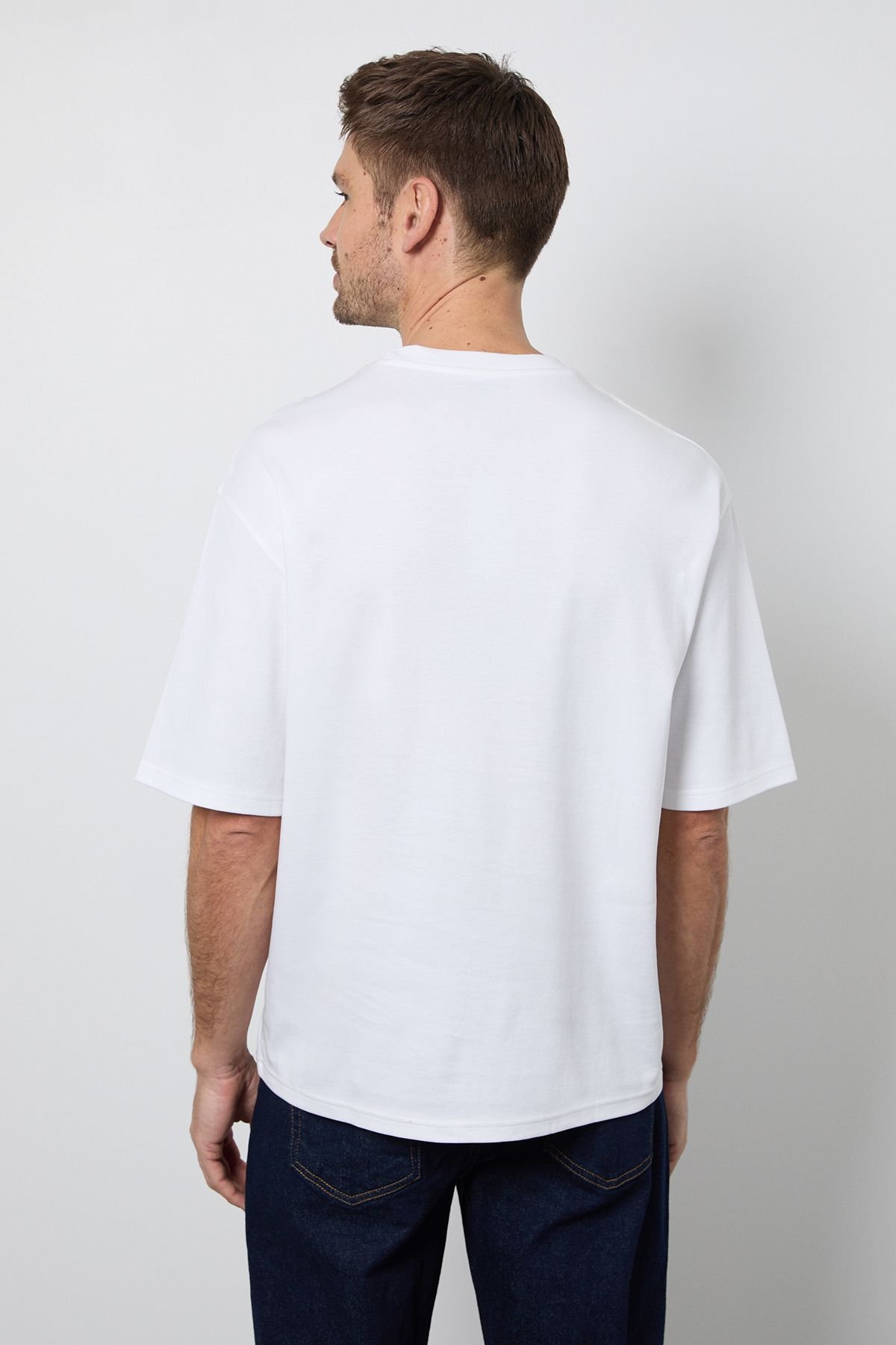 Burton Burton Men's White Oversized Crew Neck T-Shirt - 3