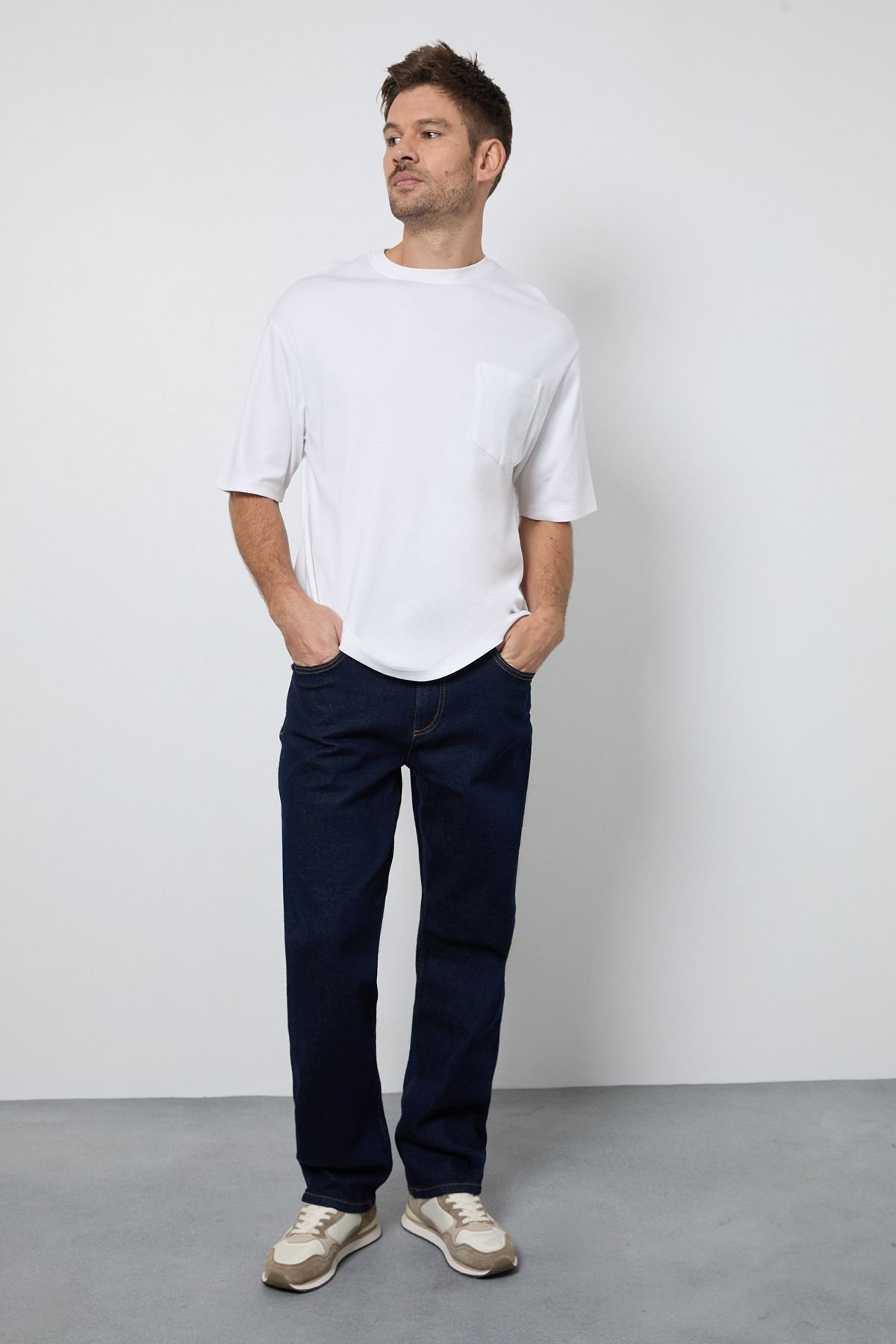 Burton Burton Men's White Oversized Crew Neck T-Shirt - 4