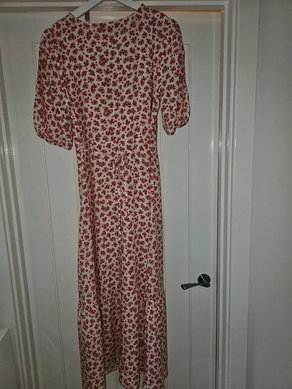 New Look New look pink floral midi dress size 14