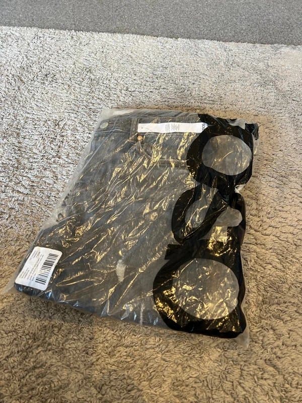 ASOS Design Men’s grey skinny jeans