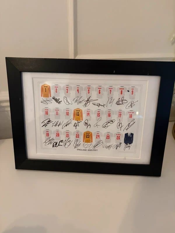 ENGLAND England 2020/2021 Squad Signed Print Framed England Football Team Autograph Print