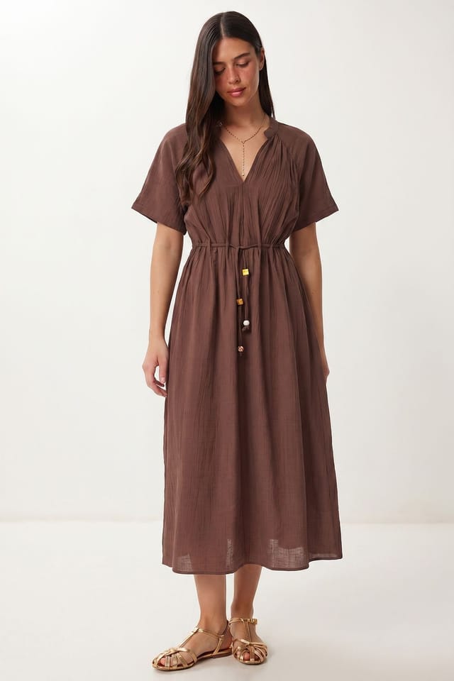 Happiness Istanbul Happiness Istanbul Women's Solid Chiffon Midi Dress With Tie Detail in Chocolate - 2