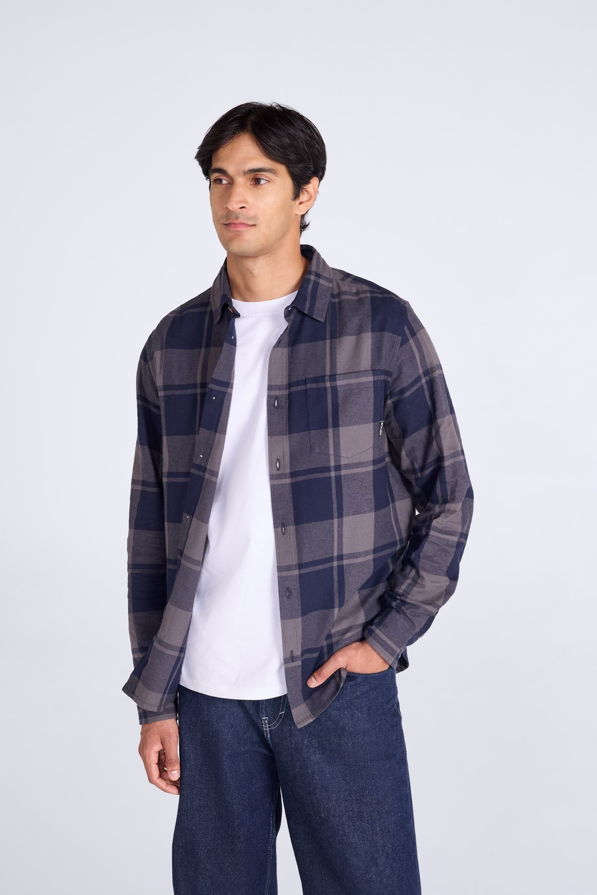 Animal Animal Men's 'Cove' Cotton Check Flannel Shirt Stylish Lightweight Button Down Top in Navy