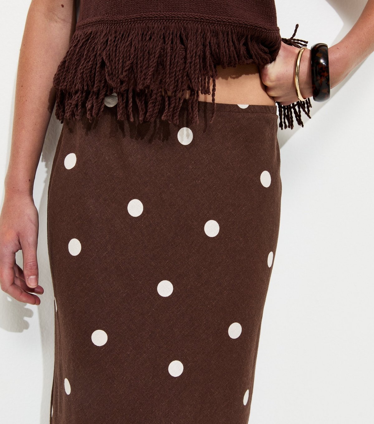 New Look Women's Brown Linen Blend Polka Dot Bias Cut Midi Skirt New Look - 2