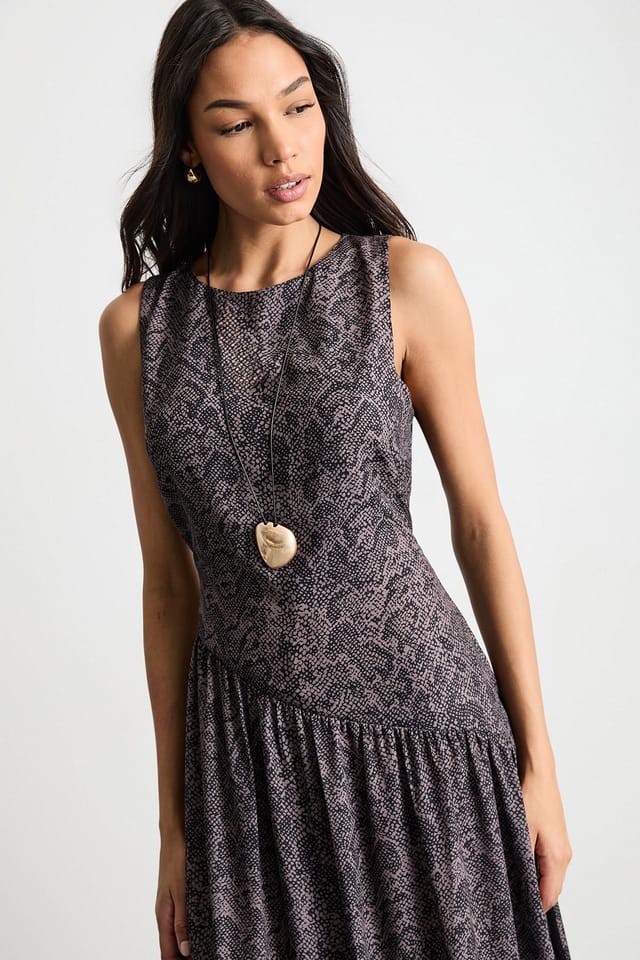 Warehouse Warehouse Women's Printed Dropped Waist Chiffon Tiered Maxi Dress in Brown - 2