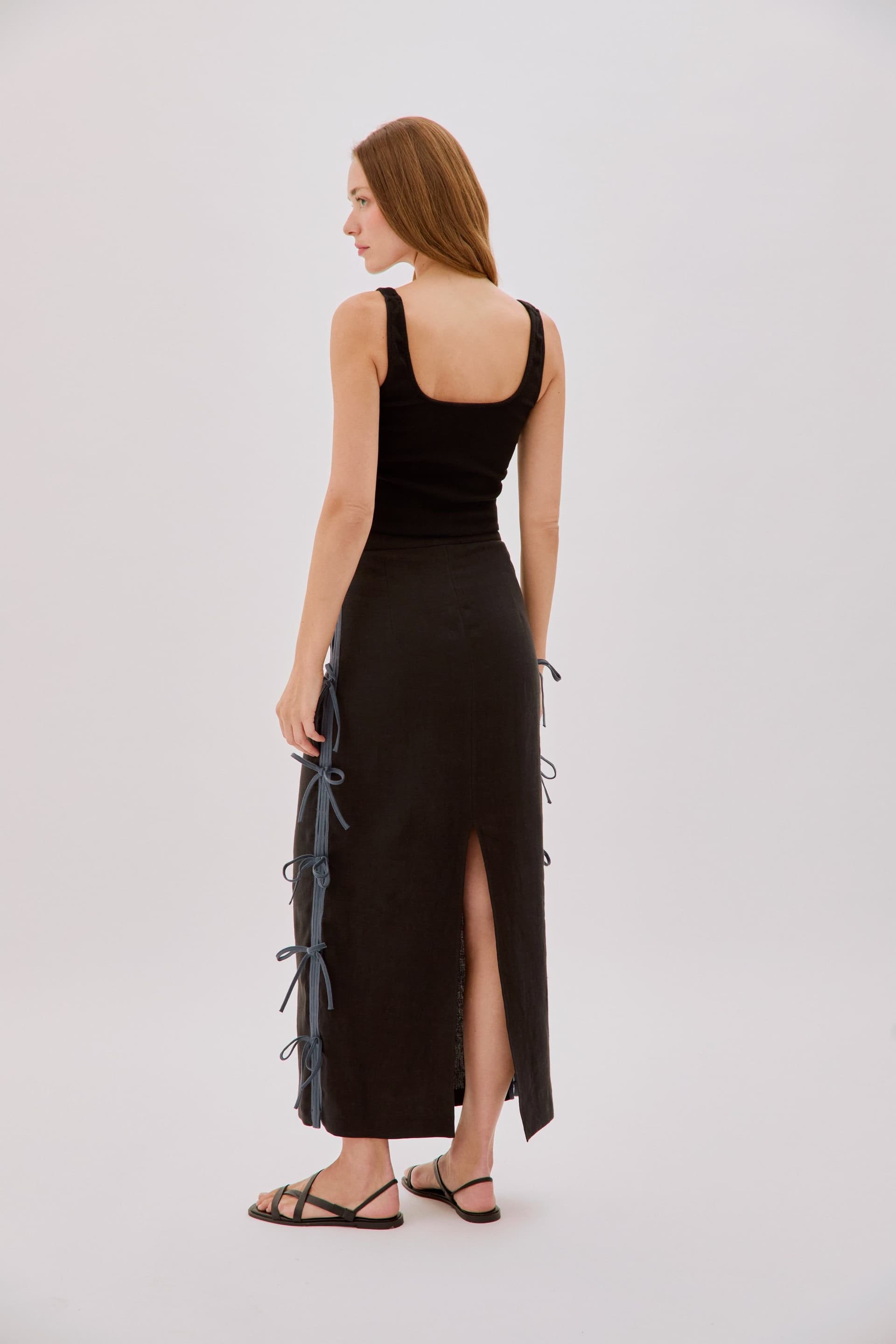 Labeca Labeca Women's Carolina Linen Bow Midi Skirt in Black