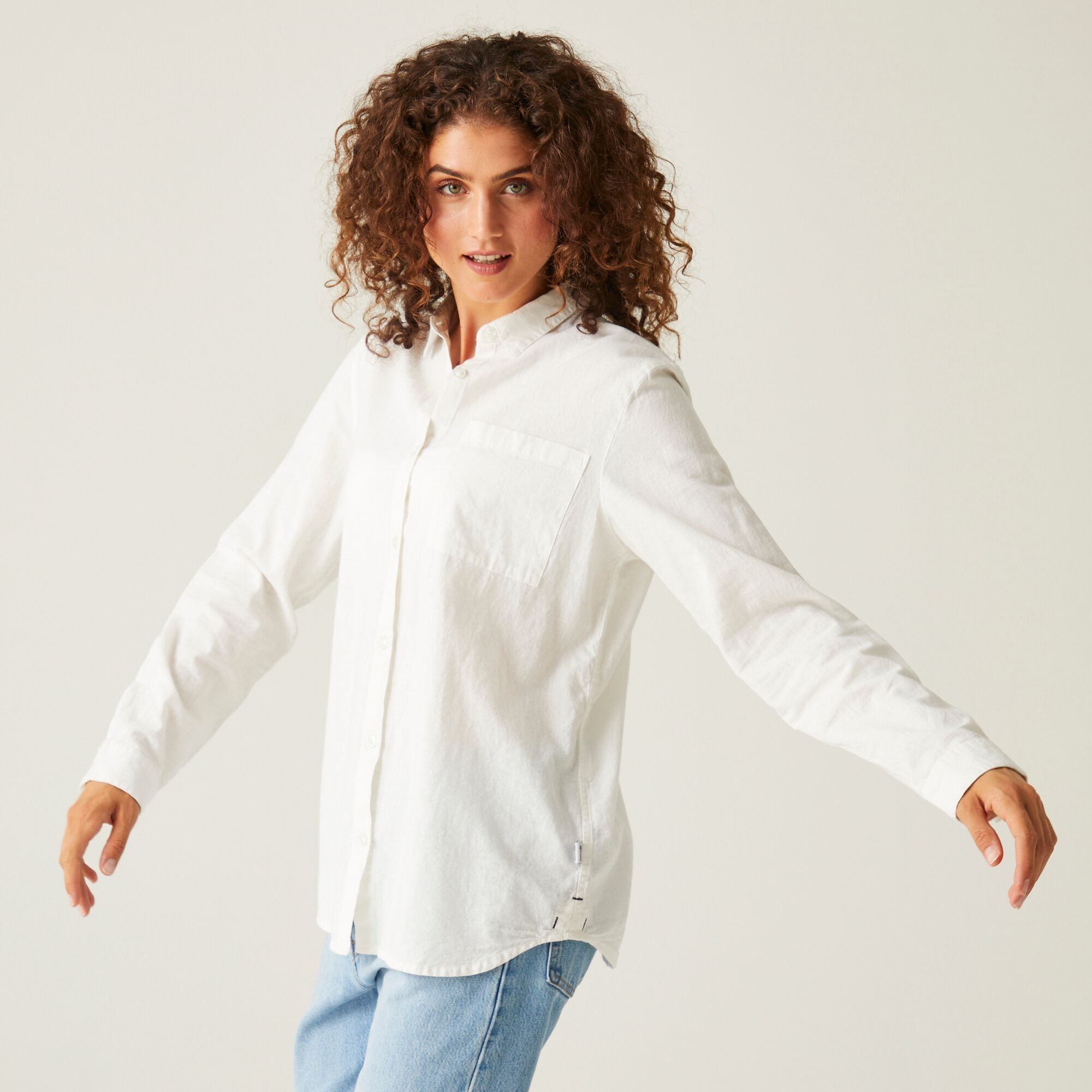 Regatta Regatta Women's Primevere Long Sleeve Shirt in White - 1
