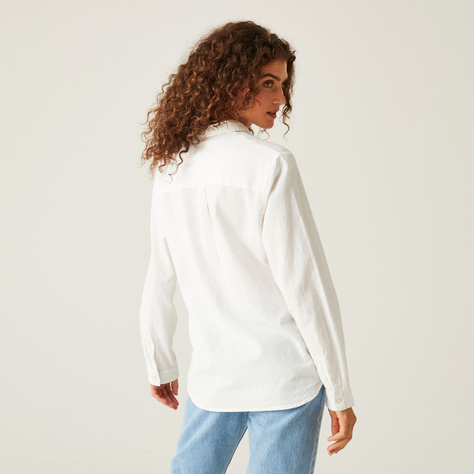 Regatta Regatta Women's Primevere Long Sleeve Shirt in White - 2