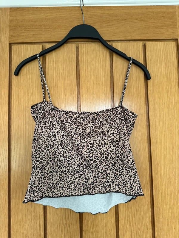 Bershka Bershka leopard print crop top
